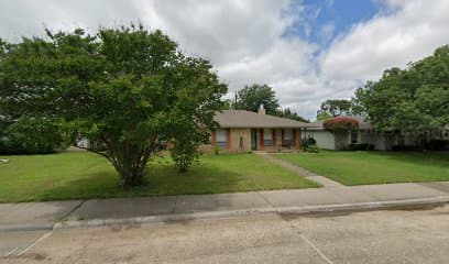 610  Pinebluff Dr