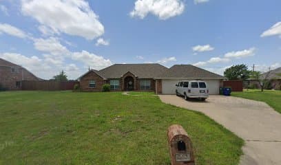 208 PACKER DR