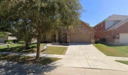 1424  Palestine Dr