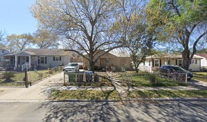 638 W OLMOS DR