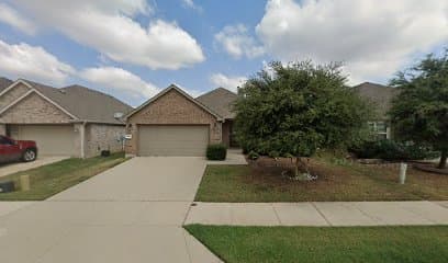 829  Lake Woodland Dr