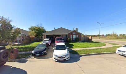5700 CREEKRIDGE DR