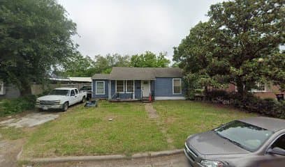 911 PARK WAY DR