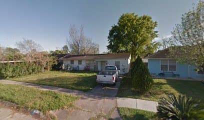 806 HECTOR AVE