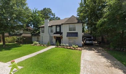 2402 OAK SHORES DR