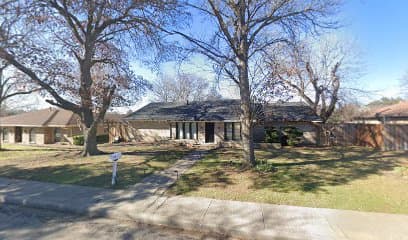 211 N VENICE DR