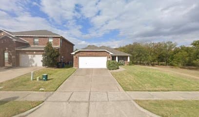 501 CREEKSIDE DR