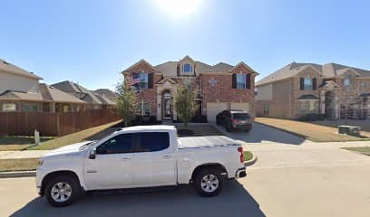 805 DERBYSHIRE LN