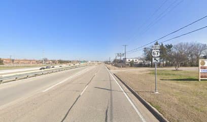 952 N J ELMER WEAVER FWY